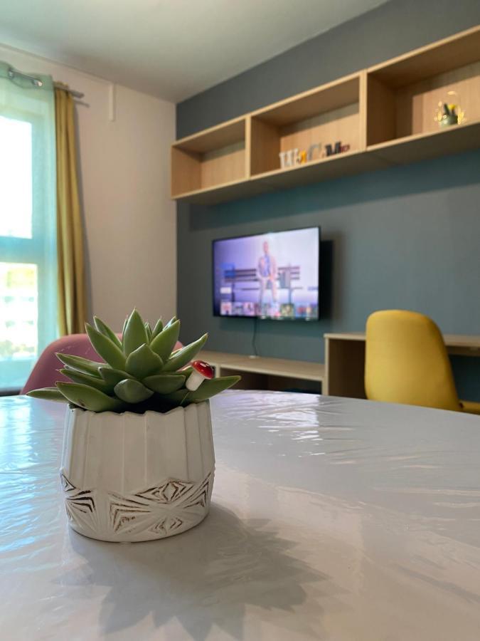 Loft Dionysien De Standing Apartment แซงต์-เดอนี ภายนอก รูปภาพ